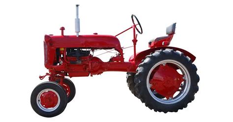 Farmall Cub Reviews: The Smallest Tractor With a Huge History