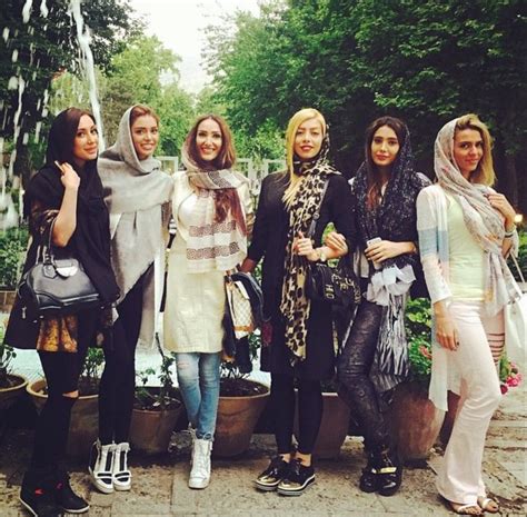 Iranian girls in Iran | Iranian girl, Persian fashion, Iranian women ...