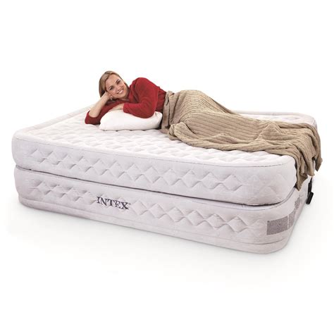 Intex Supreme Air-Flow Queen Air Mattress with Built-in Electric Pump ...