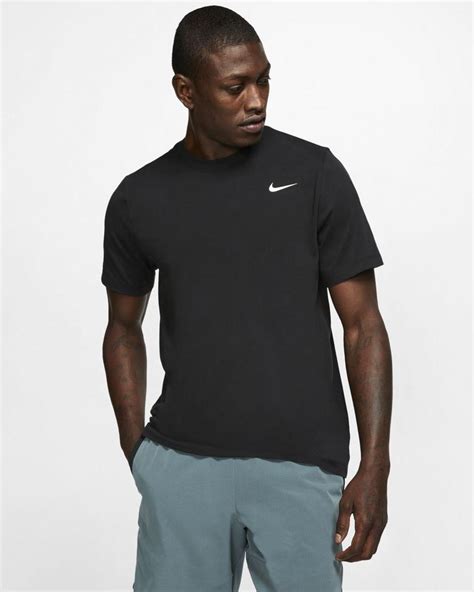 T-shirt d'entraînement Nike Dri-FIT pour Homme | EKINSPORT