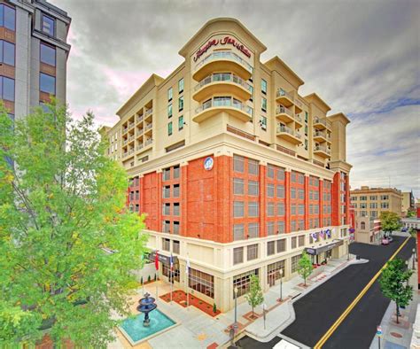 Take a 'Virtual' Tour of Hampton Inn and Suites Roanoke Downtown in Roanoke (VA) - See ...