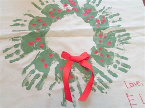 Christmas Handprint Wreath - Homemade Gift Idea - Teach Beside Me