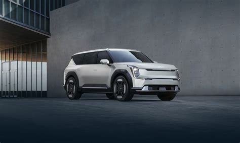 Kia EV9 Full-Size Electric SUV Unveiled Ahead Of Its Global Debut - All About The Tech world!