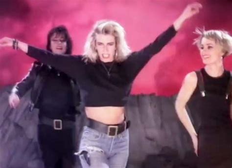 Bananarama - Venus