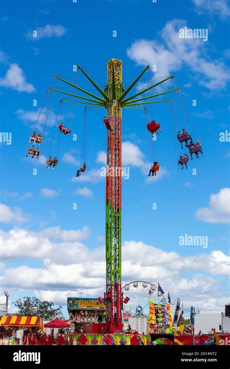 Chain fair swing ride hi-res stock photography and images - Alamy