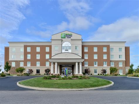 Hotels in Terre Haute, Indiana | Holiday Inn Express & Suites Terre Haute