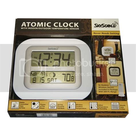 NEW SkyScan Atomic Clock w/ Indoor Outdoor Temperature &Wireless Sensor ...