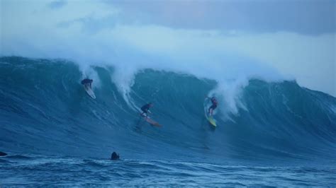 Waimea Bay Surfing December 5th 2018 - YouTube