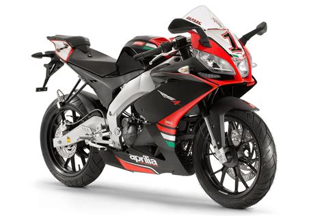 Aprilia RS4 125 - best 125cc bikes | Auto Express