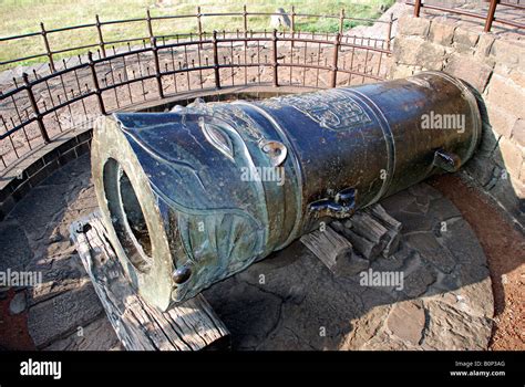 Mulukh-e-Maidan Cannon, Bijapur Fort, Bijapur, Karnataka, India Stock ...