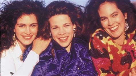 'Mystic Pizza' Cast Reunites, Thanks to Entertainment Weekly - ABC News