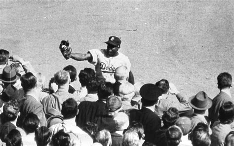 Sandy Amoros: 1955 World Series, Game 7 - Greatest OF catches in MLB postseason history - ESPN