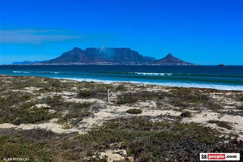 Table Mountain Fire Prevents Firefighters Attending Cape Town Carnival ...