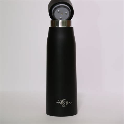 Black Self-cleaning water bottle – Higea