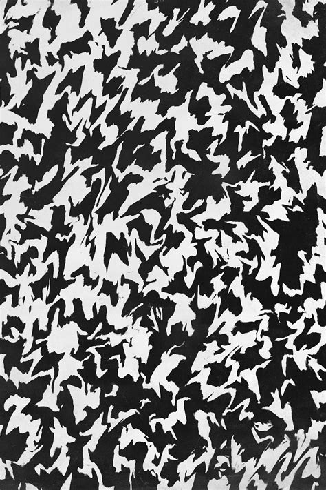 Black and White Zig Zag Pattern Wallpaper - Happywall