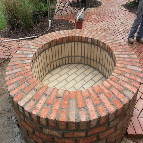 Brick Fire Pit Ideas | FIREPLACE DESIGN IDEAS