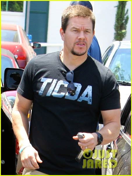 Mark Wahlberg Set To Star In Upcoming CIA Drama 'Mile 22': Photo ...