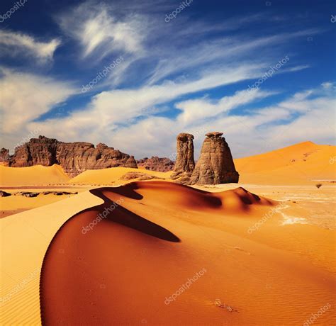 Photos: algeria sahara desert | Sahara Desert, Algeria — Stock Photo ...