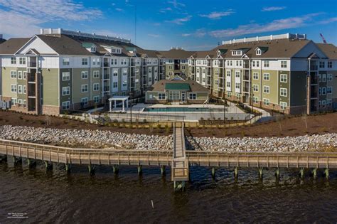 The Retreat at Harbor Pointe Apartments - Norfolk, VA