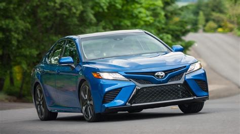 Road Test: 2018 Toyota Camry Hybrid | Clean Fleet Report