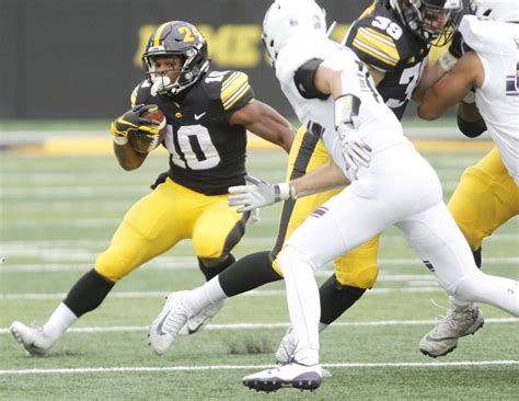 Iowa's Projected Bowl Game, Per Experts - The Spun