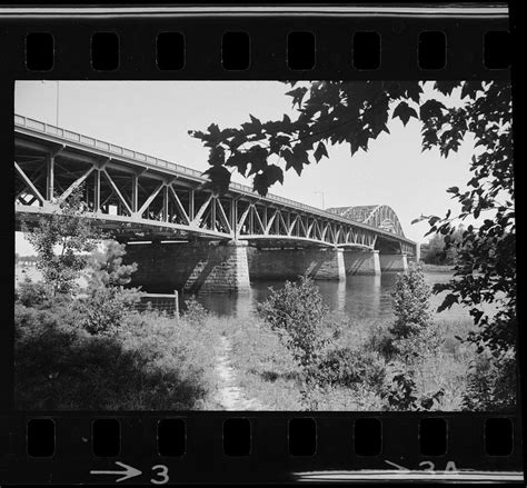 Merrimack River bridges - Digital Commonwealth