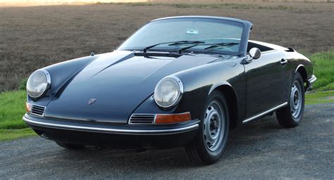 This 1965 Porsche 911 Speedster Strikes A Very Different Pose [36 Images + Videos]