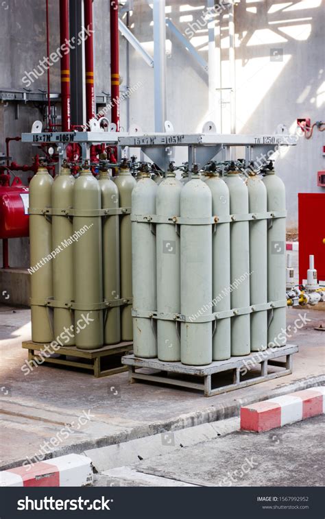 Nitrogen Cylinder High Pressure Pack Stock Photo 1567992952 | Shutterstock