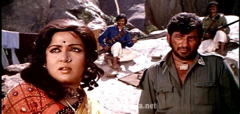 Dharmendra Was Angry On Gabbar For This Scene With Hema Malini In 'Sholay'