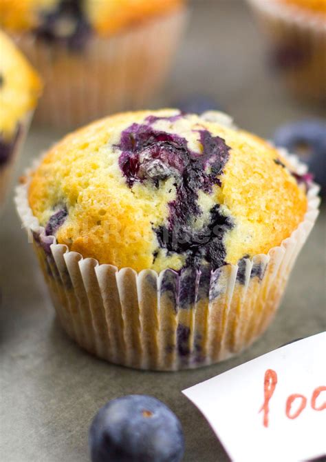 Quick and Easy Blueberry Muffins Recipe - 100kRecipes