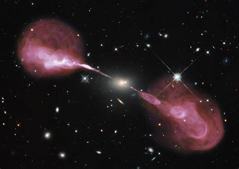 New discovery anoints Alcyoneus as the largest galaxy of all - Big Think