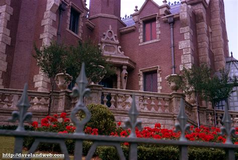 WDW Haunted Mansion Photos at Daveland