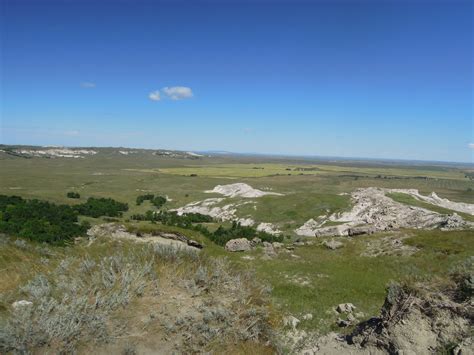 North Dakota: White Butte (3,507 feet) - summitchicks.com