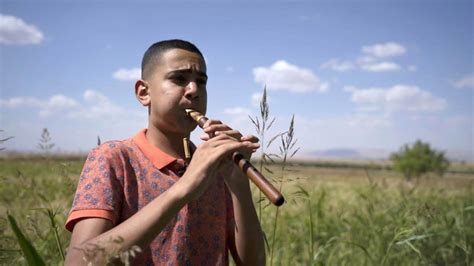 Kurdish boy can play five different woodwind instruments - Medya News