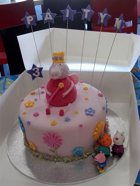 Peppa Pig Cake for a lil princess | Cake, Peppa pig cake, Pig cake