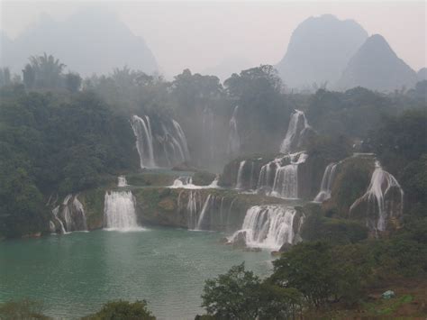 World Pictures Blog: Ban Gioc – Detian Falls