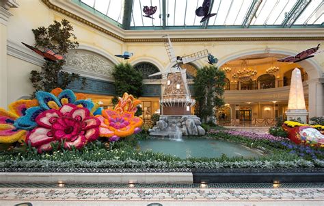 Bellagio Conservatory debuts its springtime 2021 display | KSNV