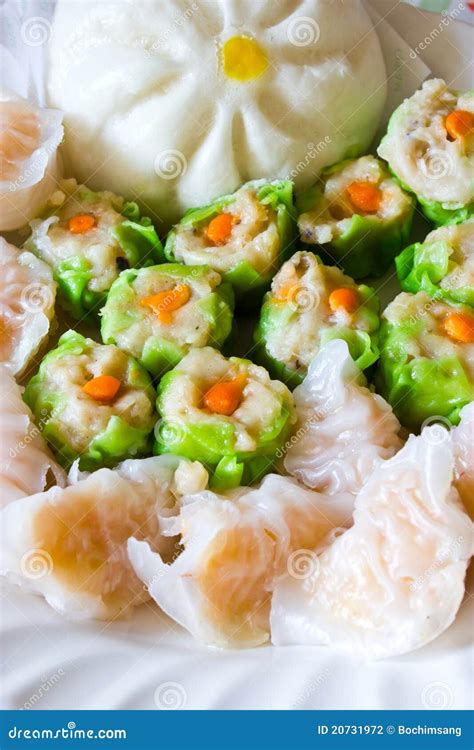 Dim Sum, Steamed Pork And Shrimp Dumplings Stock Photography - Image: 20731972