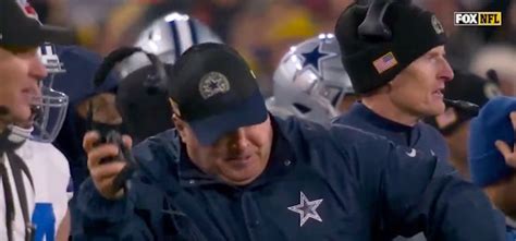 Cowboys – Packers: Mike McCarthy ripped by fans after spiking headset