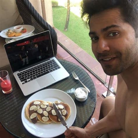 Coolie No 1: Here's how Varun Dhawan celebrated the wrap-up of his film ...