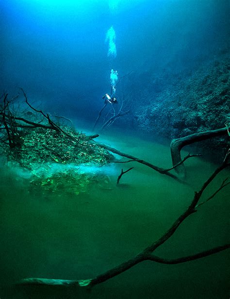 This diving enthusiast discovered an amazing underwater river (Photos)