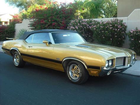 1972 OLDSMOBILE CUTLASS SUPREME CUSTOM CONVERTIBLE