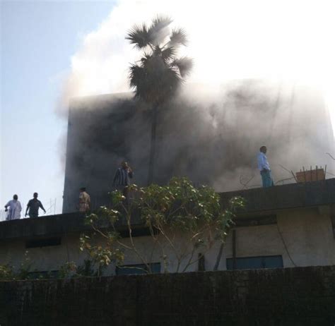 Massive fire engulfs 4-storey building in Bhiwandi, 170 residents rescued - Rediff.com India News