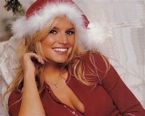 Christmas Celebrities (30 pics)