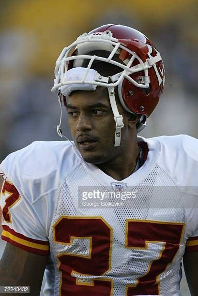 Running back Larry Johnson of the Kansas City Chiefs on the sideline... | Kansas city chiefs ...