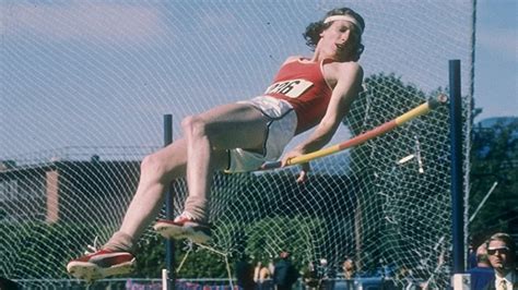 High jump pioneer, icon and 1968 Olympic champion Dick Fosbury dies at ...