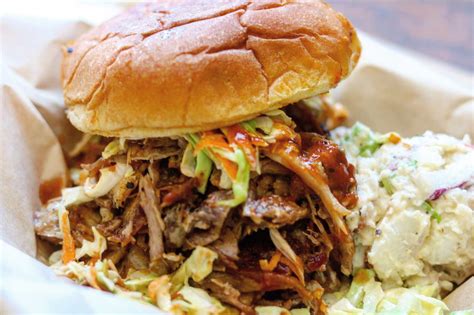 best texas pulled pork sandwich. – The 2 Spoons