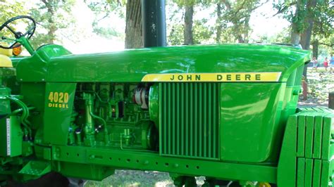 kankakeecountynews: Tractor Show at the Momence Gladiolus Festival