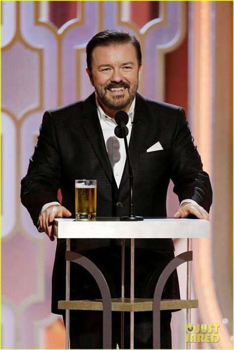 Mel Gibson & Ricky Gervais at Golden Globes 2016 - Full Video: Photo ...