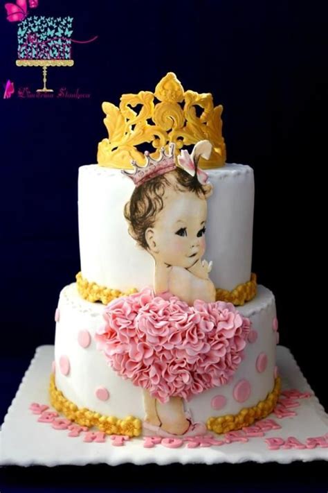 birthday cake by Ditsan | Baby girl birthday cake, Girls first birthday ...